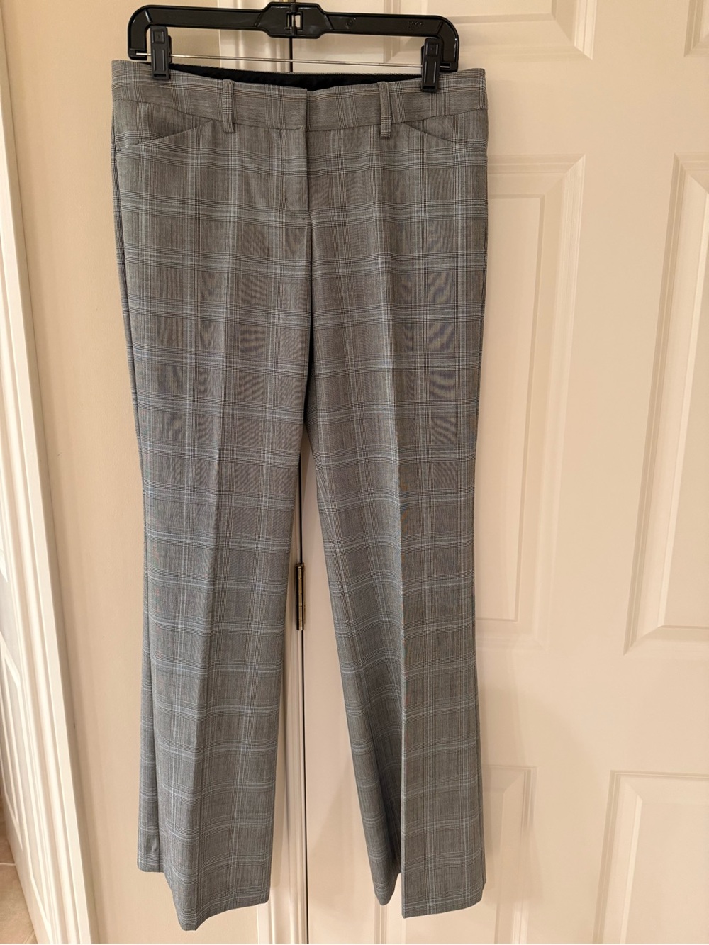 Express Women's Wide Leg Plaid Dress Pants in Light Gray